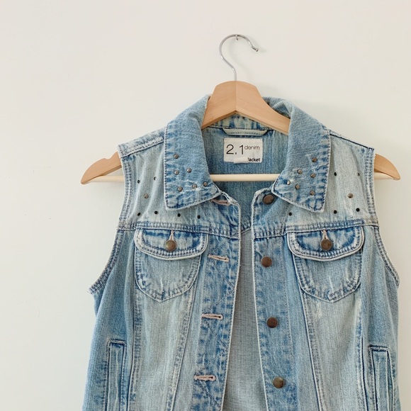 F21↠Studded Denim Vest - Picture 1 of 6